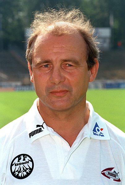 Fußball-Bundesliga 1995, 1996: Eintracht Frankfurt; Manager Hölzenbein