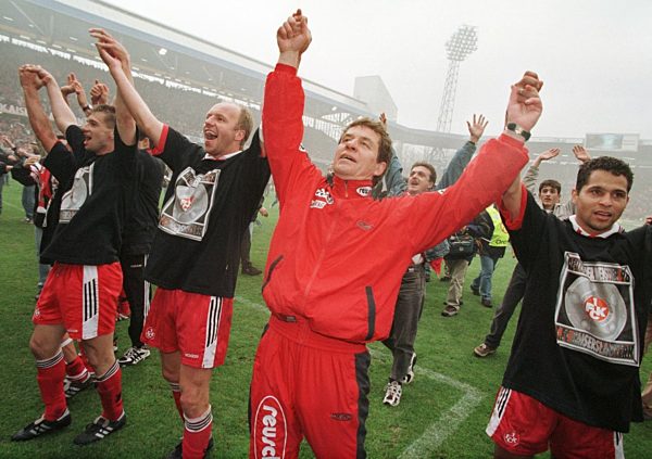 Fußball: 1. FC Kaiserslautern jubelt über Titel