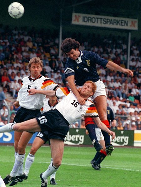 Fußball-EM '92: Deutschland - Schottland 2:0