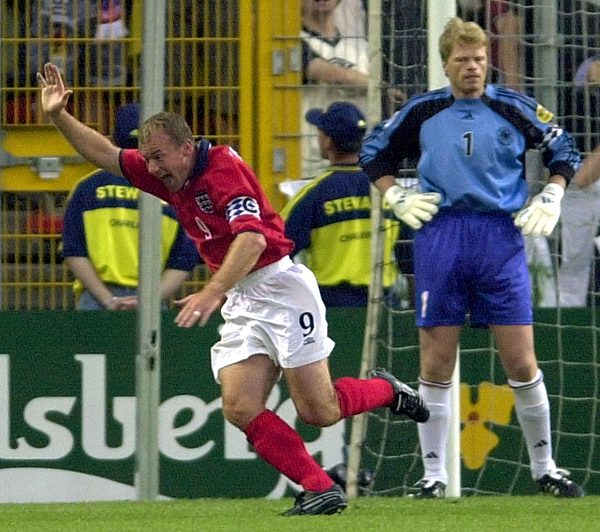 Fußball-EM 2000: Shearer jubert - Kahn konsterniert