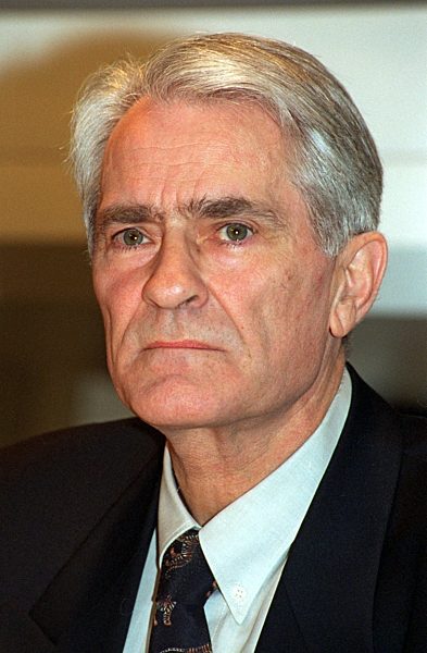 Opel-Aufsichtsratsvorsitzender Gäb tritt zurück