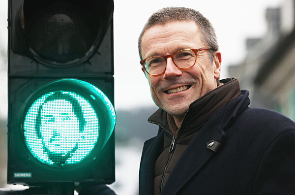 Ampelmännchen mit dem Konterfei von Engels in Wuppertal