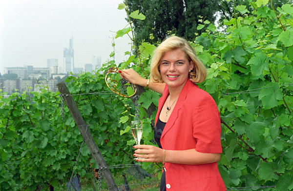 Deutsche Weinkönigin Julia Klöckner 1996