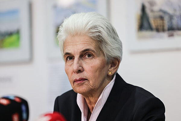 Strack-Zimmermann bekommt Auszeichnung der Jüdischen Gemeinde