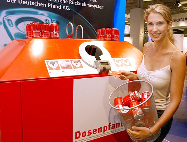 Messe "Entsorga" in Köln: Neues Rücknahmesystem für Dosen