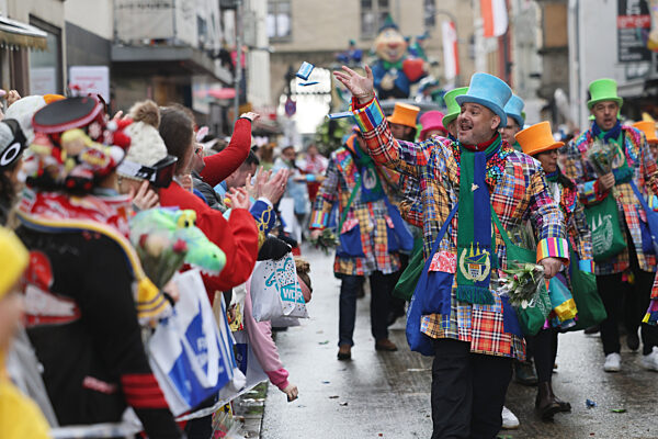 Rosenmontag am Rhein - Köln