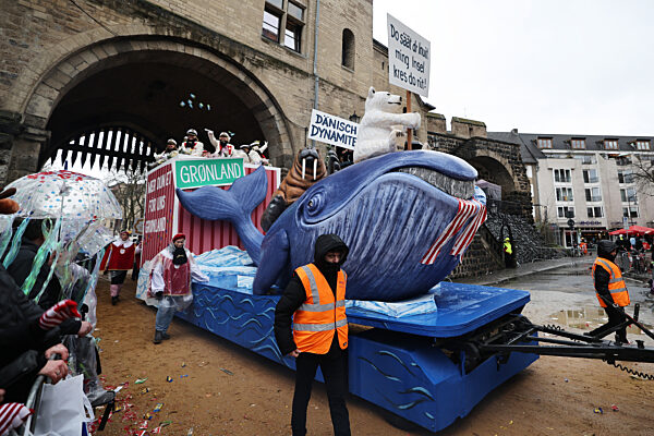 Rosenmontag am Rhein - Köln