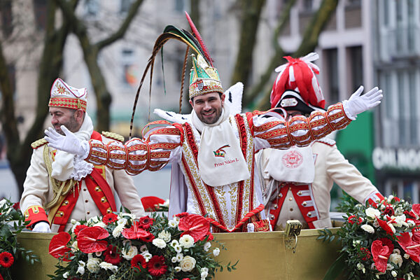 Rosenmontag am Rhein - Köln