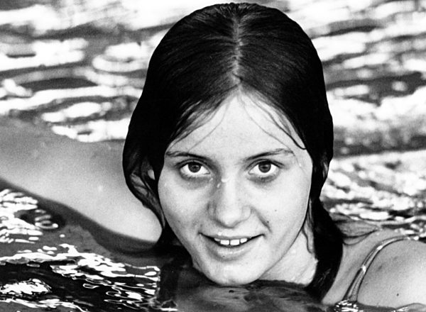 DDR - Schwimmen - Die DDR-Weltklasseschwimmerin Kornelia Ender