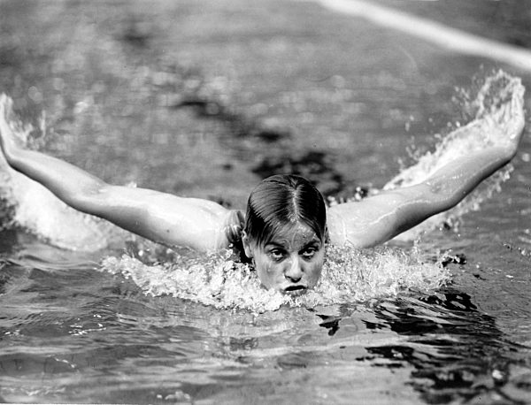 DDR - Schwimmen - Kornelia Ender in Aktion