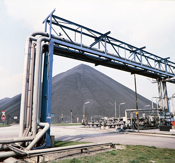 Kohlehalde der VEBA-Chemie in Essen-Bottrop 1978
