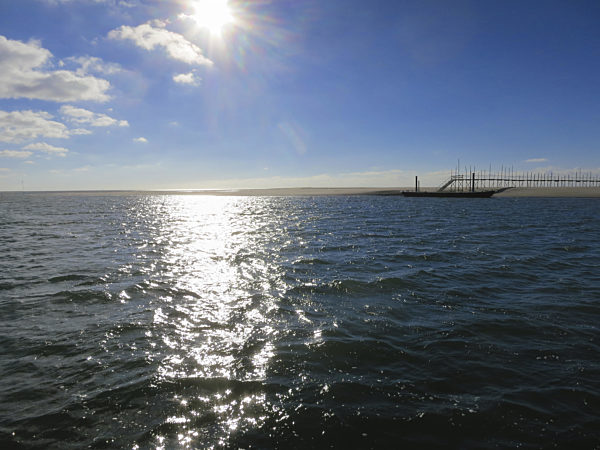 Landebruecke bei Vliehors im Abendlicht, Landing stage at Vliehors in evening light