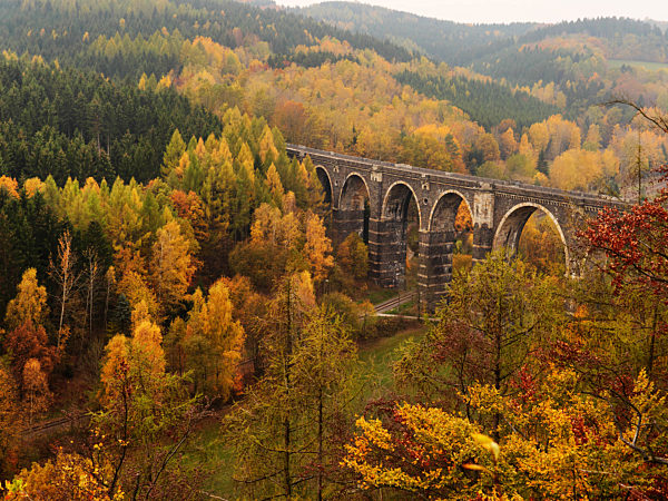 Hetzdorfer Viaduct im Herbst, Hetzdorf Viaduct in autumn