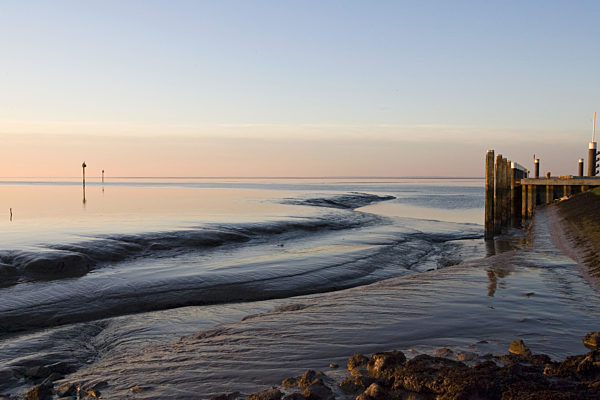 Wattenmeer bei Holwerd bei Sonnenuntergang, waddensea at Holwerd at sunset