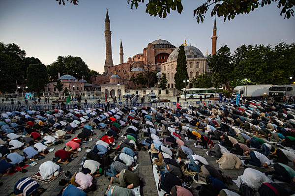 Öffnung der Hagia Sophia fürs islamische Gebet angeordnet