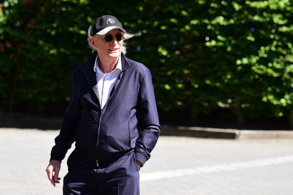Fußball - Trauerfeier für Uwe Seeler im Volksparkstadion