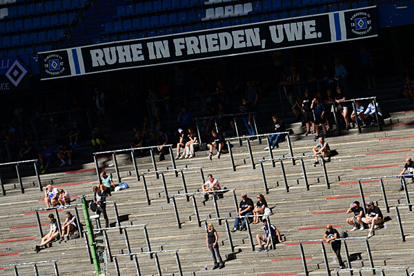 Fußball - Trauerfeier für Uwe Seeler im Volksparkstadion