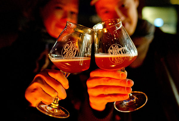 Bier aus der Mikrobrauereien