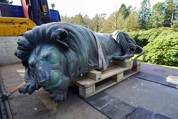 Neuer Hagenbeck Loewe Triest