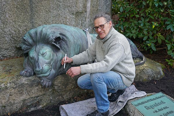 Neuer Hagenbeck Loewe Triest