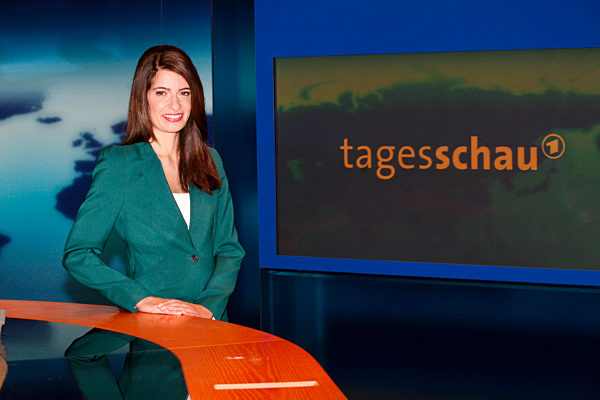 Archiv - Linda Zervakis