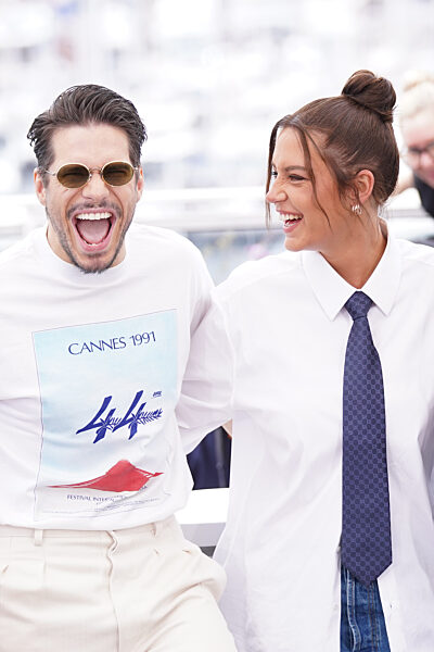Beating Hearts Photocall - Cannes Filmfestspiele