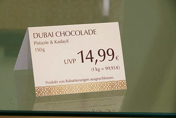 CNTV-24871- Lindt Dubai Schokolade