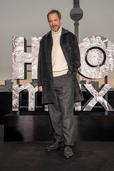 abb-A Knight of the Seven Kingdoms Photocall