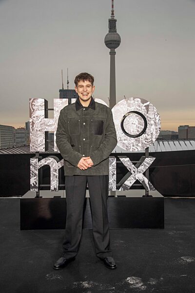 abb-A Knight of the Seven Kingdoms Photocall