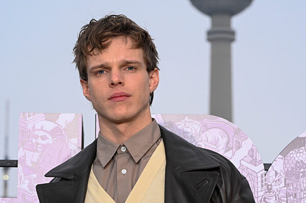 abb-A Knight of the Seven Kingdoms Photocall