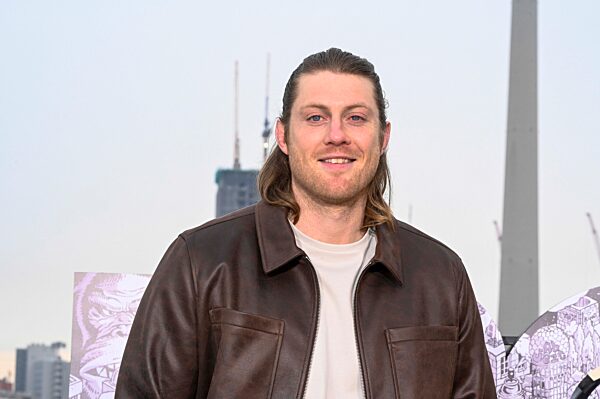 abb-A Knight of the Seven Kingdoms Photocall