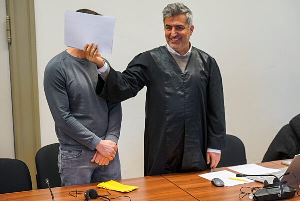 CNTV-Sylvie Meis Witness in court