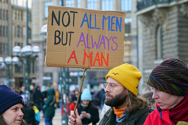 ABB/ Demo gegen Deepfakes