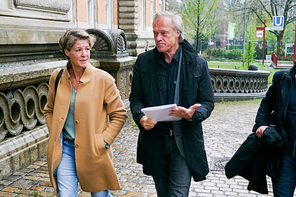 CNTV CHRISTINA BLOCK PROZESS