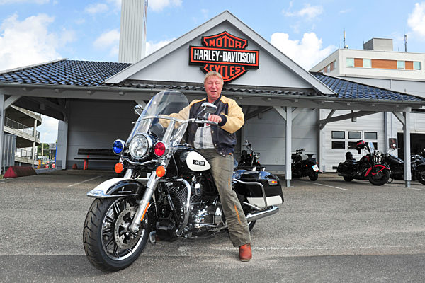 Harley Davidson Fruehstueck bei den Harley Days