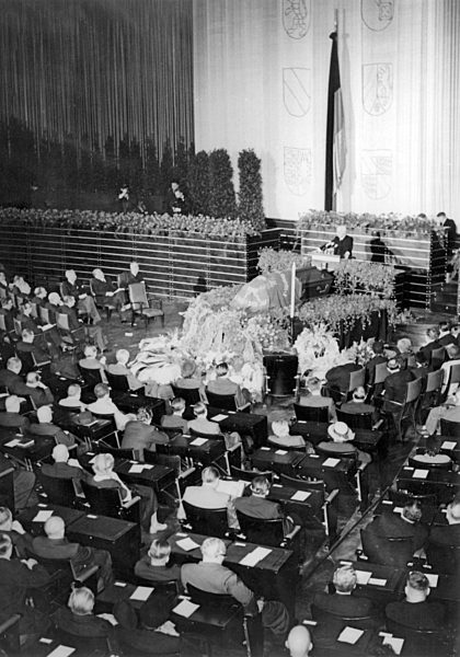 Bonn takes farewell of Kurt Schumacher