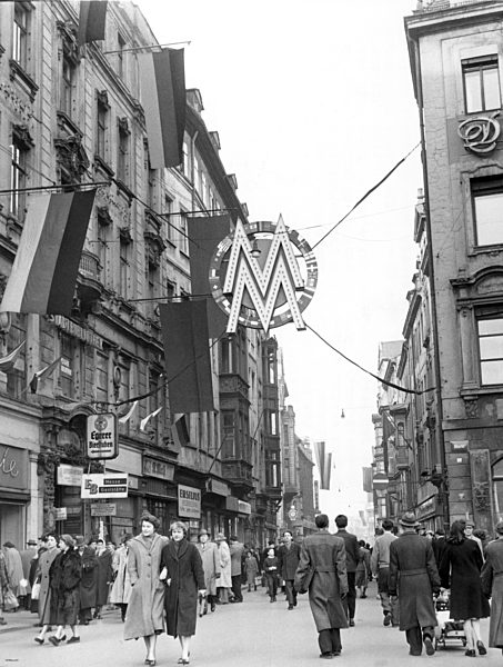 Leipzig während der Messe 1957