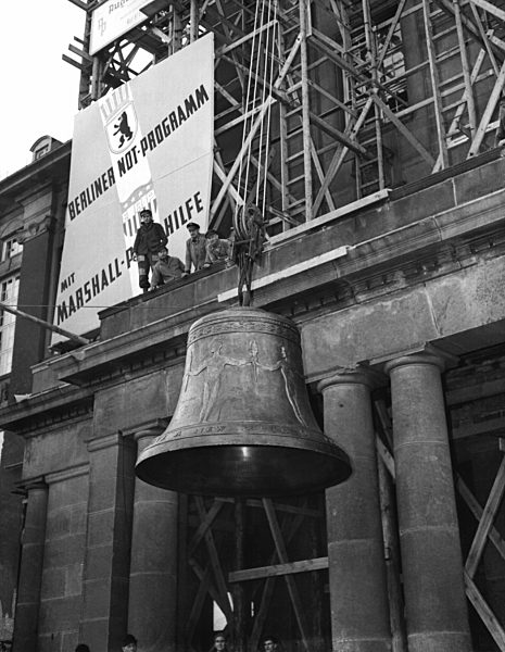 Berlin erhält Freiheitsglocke