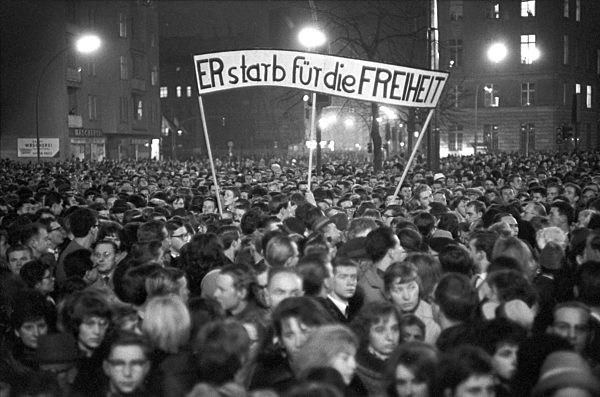 Trauer nach Mord an John F. Kennedy