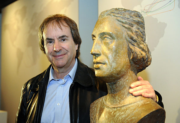 Der irische Musiker Chris de Burgh steht am Freitag (02.10...