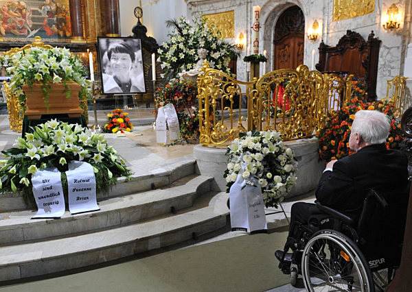 Trauerfeier Loki Schmidt