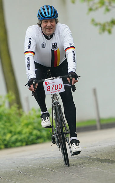 Schauspieler Rohde startet Spendenaktion "HerzRadtour"