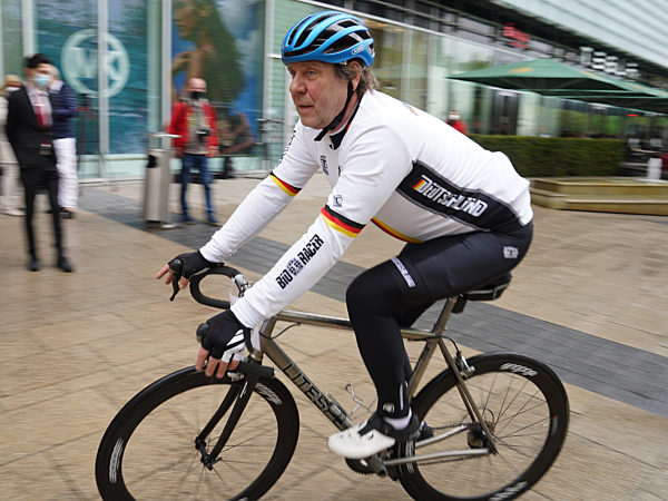 Schauspieler Rohde startet Spendenaktion "HerzRadtour"