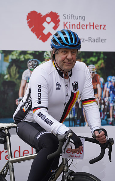Schauspieler Rohde startet Spendenaktion "HerzRadtour"