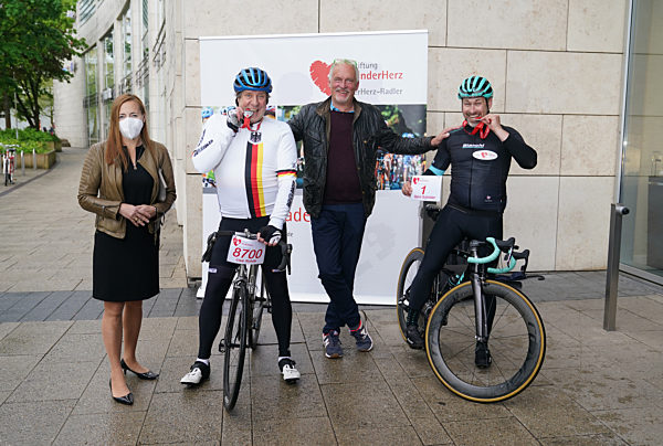 Schauspieler Rohde startet Spendenaktion "HerzRadtour"