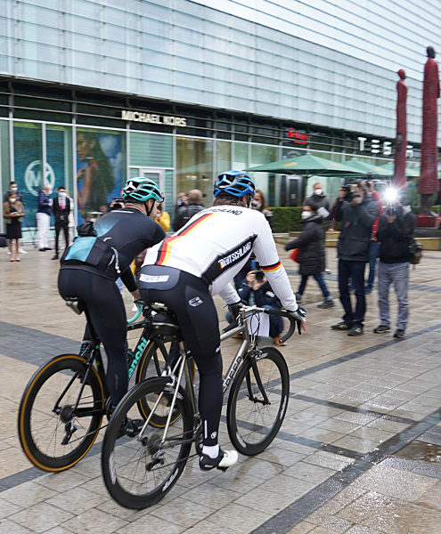 Schauspieler Rohde startet Spendenaktion "HerzRadtour"