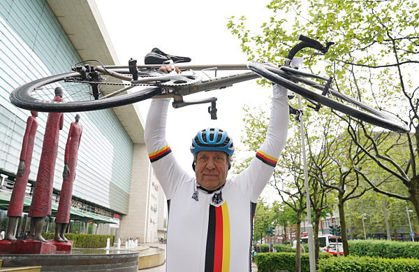 Schauspieler Rohde startet Spendenaktion "HerzRadtour"