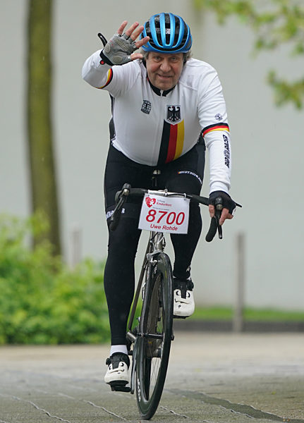 Schauspieler Rohde startet Spendenaktion "HerzRadtour"