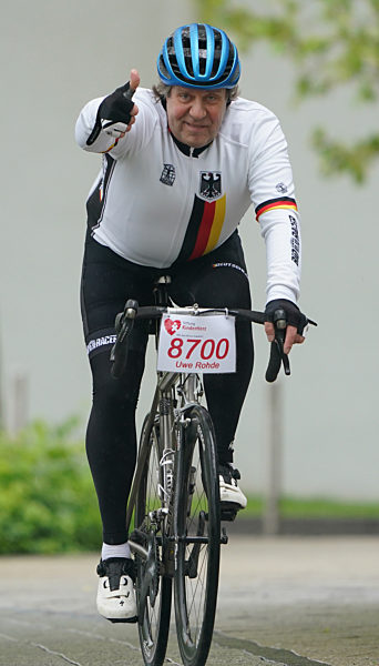 Schauspieler Rohde startet Spendenaktion "HerzRadtour"