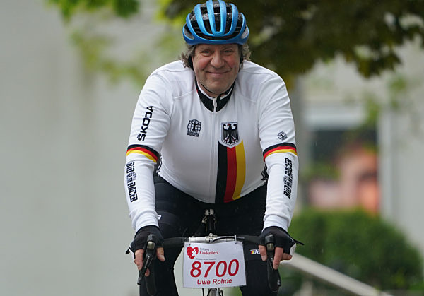 Schauspieler Rohde startet Spendenaktion "HerzRadtour"